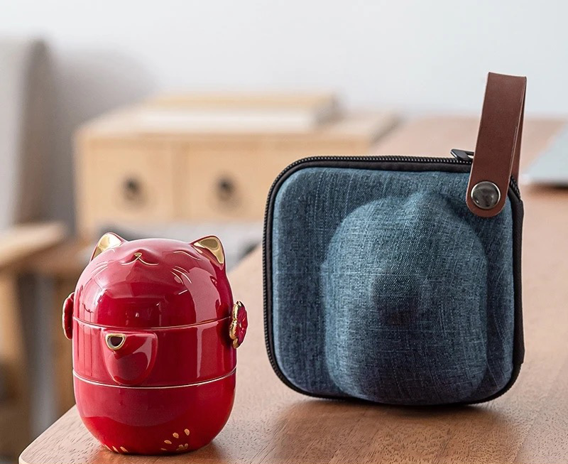 Set de Té Portátil "Gato de la Suerte" con Estuche - Diseño Desmontable