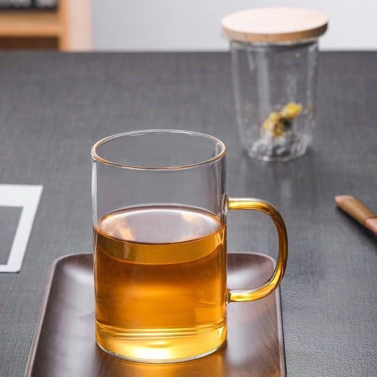 Tazas de Vidrio con Detalles Decorativos y Tapa de Bambú
