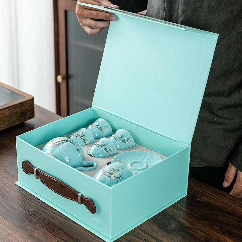 Juego de Té de Porcelana con Diseño Floral Azul