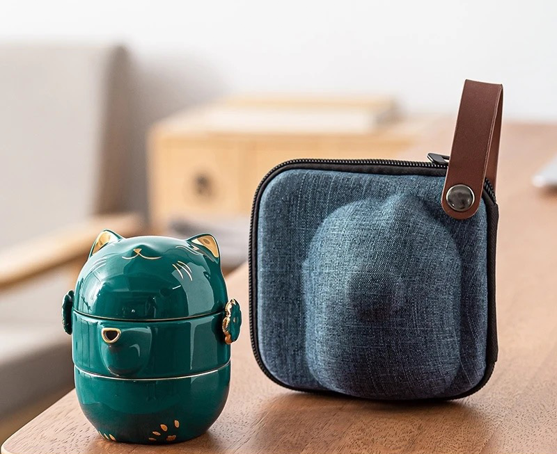 Set de Té Portátil "Gato de la Suerte" con Estuche - Diseño Desmontable