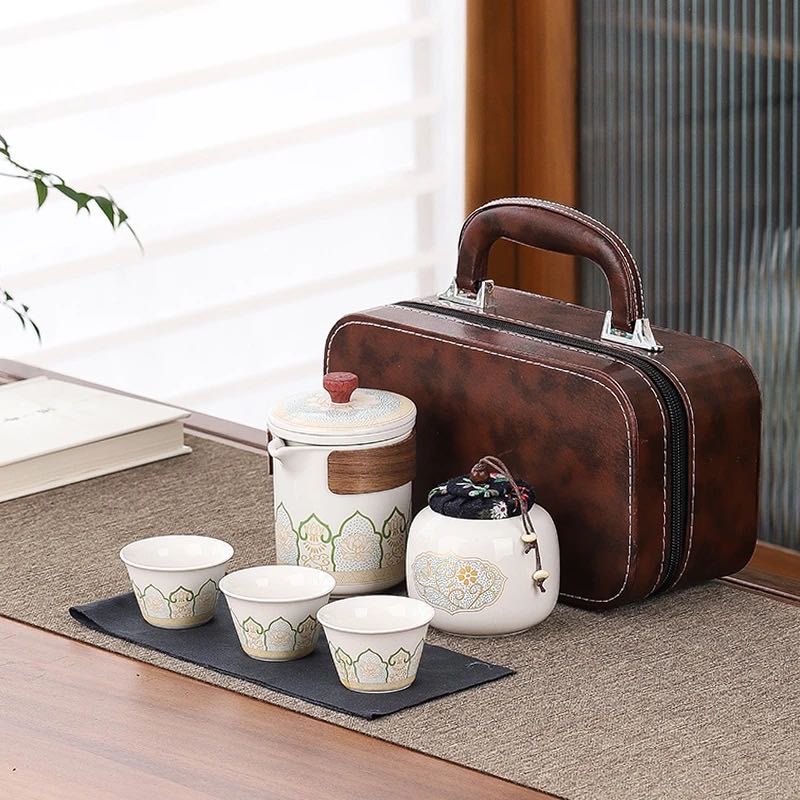 Set de Té Portátil con Estuche Elegante